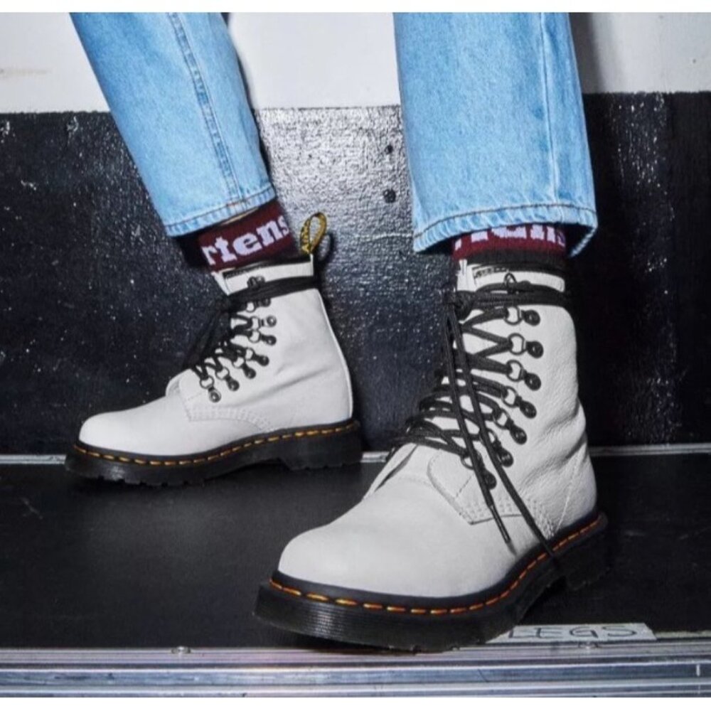 Dr. Martens 1460 White Leather Lace-Up Boots Womens Size 8 US / 6 UK / 39 EU - Picture 12 of 13